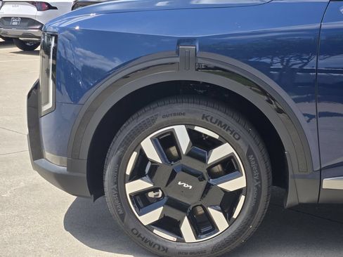 New 2027 Kia Telluride S w/ Towing Package AWD/4WD image 5