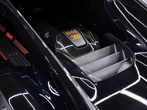 Used 2023 Bugatti Chiron Pur Sport AWD/4WD image 38