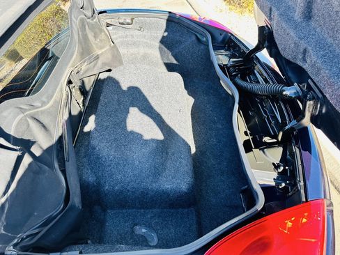 Used 2006 Pontiac Solstice Convertible w/ Premium Package image 24