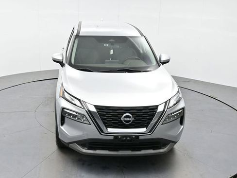 Used 2023 Nissan Rogue SV image 32