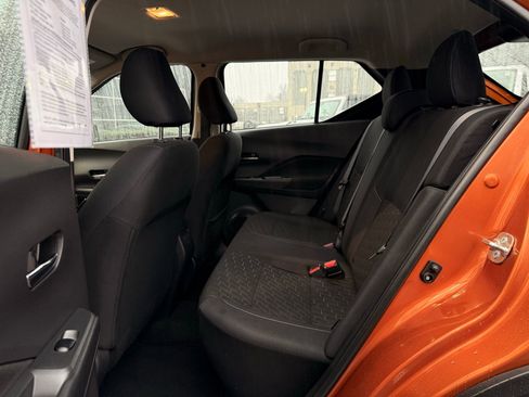 Used 2023 Nissan Kicks SV image 29