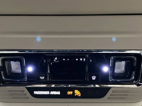 Used 2024 Lincoln Corsair AWD image 15