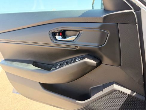 Used 2025 Honda Accord SE image 14