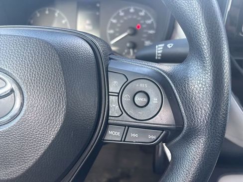 Certified 2024 Toyota Corolla LE image 25