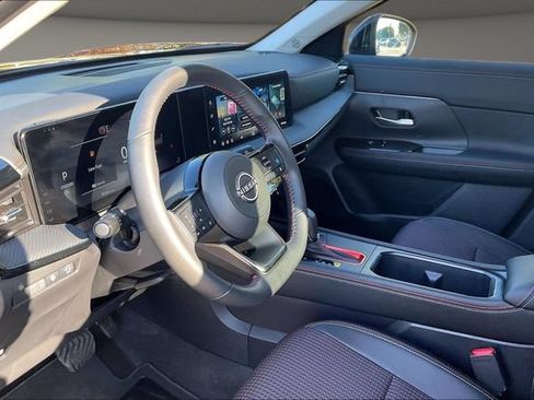 Certified 2026 Nissan Kicks SR w/ Illumination Package FWD image 12