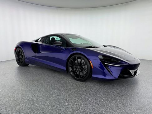 New 2026 McLaren Artura Spider image 6