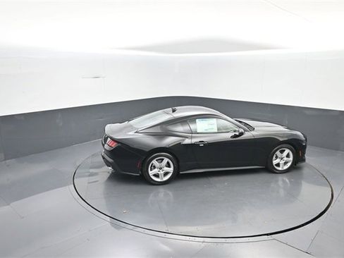 New 2026 Ford Mustang Coupe image 24