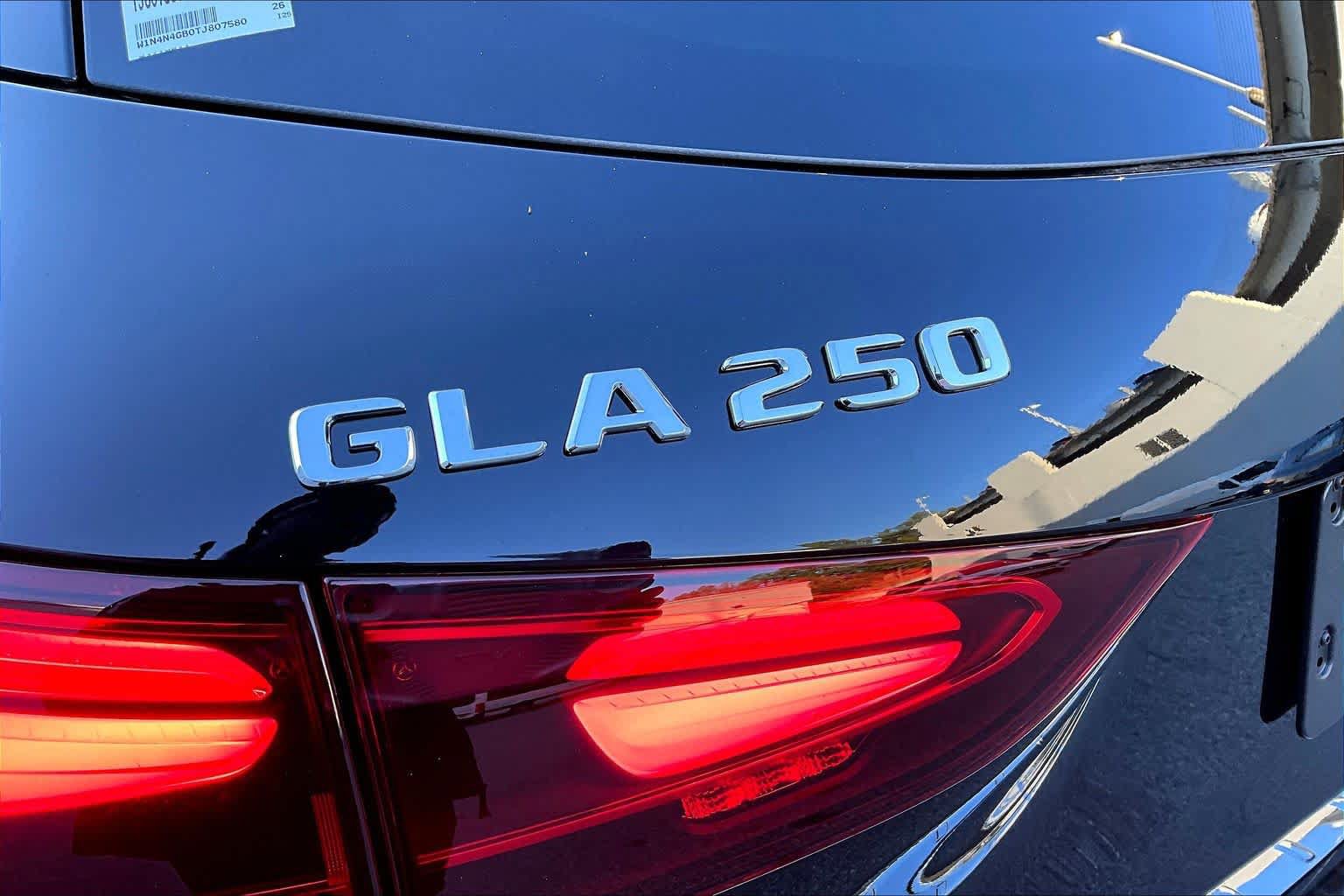 Certified 2026 Mercedes-Benz GLA 250 image 29