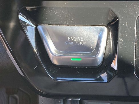 Used 2025 GMC Sierra 2500 Denali w/ Denali Reserve Package image 17