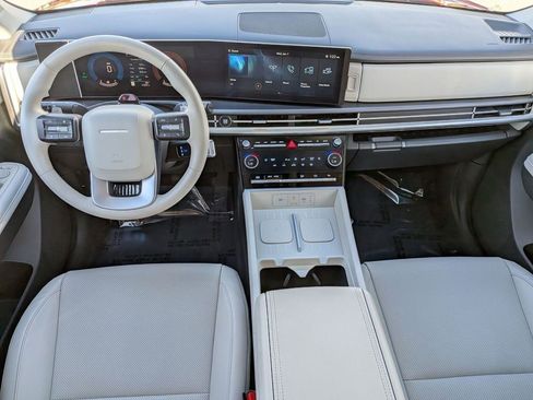 Used 2025 Hyundai Santa Fe SEL image 27