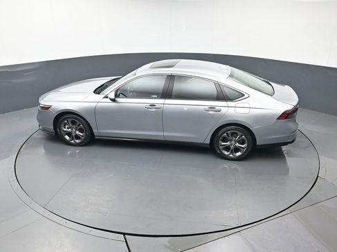 Used 2023 Honda Accord EX-L image 39