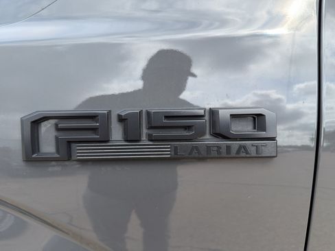Used 2020 Ford F150 Lariat w/ Equipment Group 502A Luxury AWD/4WD image 13