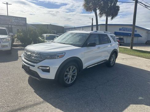 Used 2021 Ford Explorer Limited w/ Equipment Group 301A image 1