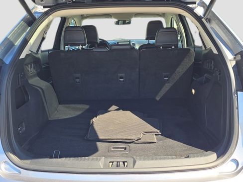 Used 2024 Ford Edge Titanium image 8