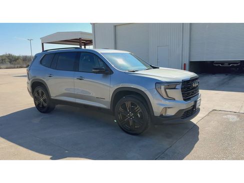 New 2026 GMC Acadia Elevation image 2