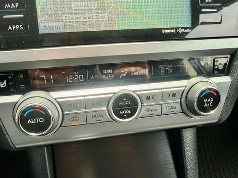 Used 2016 Subaru Outback 2.5i Limited AWD/4WD image 23