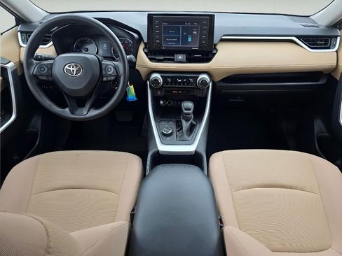 Used 2022 Toyota RAV4 LE AWD/4WD image 24