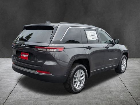 New 2026 Jeep Grand Cherokee Laredo RWD image 4