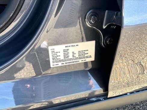 Used 2022 Tesla Model Y Long Range AWD/4WD image 36