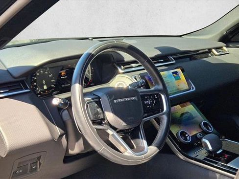 Used 2023 Land Rover Range Rover Velar R-Dynamic S image 9