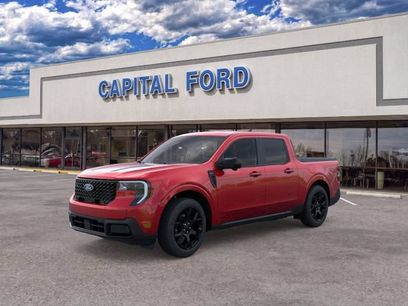 New 2026 Ford Maverick Lariat w/ Black Appearance Package