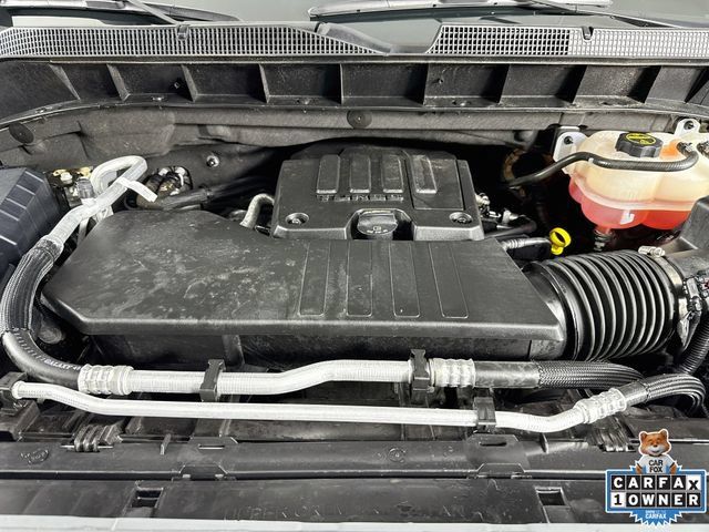 Used 2024 Chevrolet Silverado 1500 LT AWD/4WD image 31
