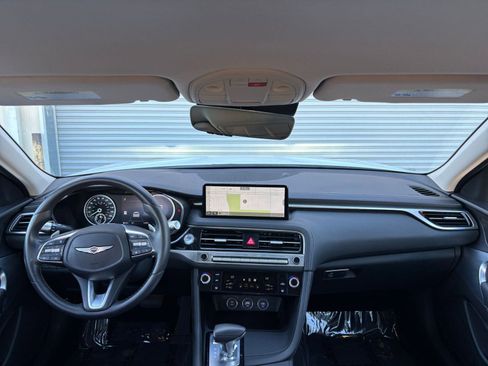 Used 2025 Genesis G70 2.5T image 34