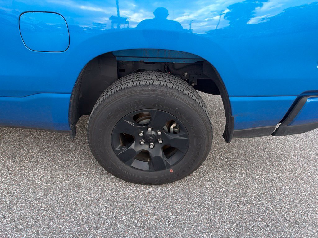 Used 2025 RAM 1500 Tradesman w/ Night Edition AWD/4WD image 9