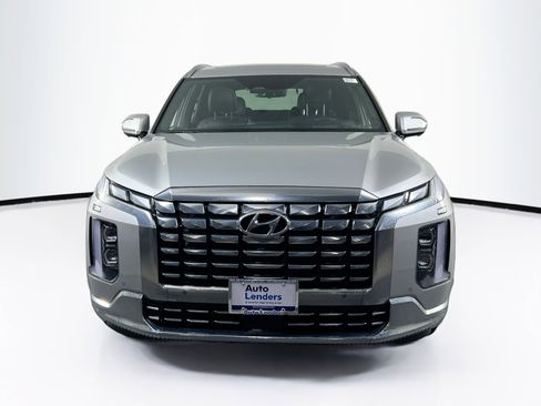 Used 2024 Hyundai Palisade Calligraphy image 2