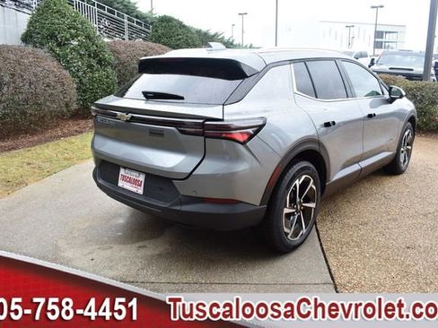 New 2026 Chevrolet Equinox EV LT image 11