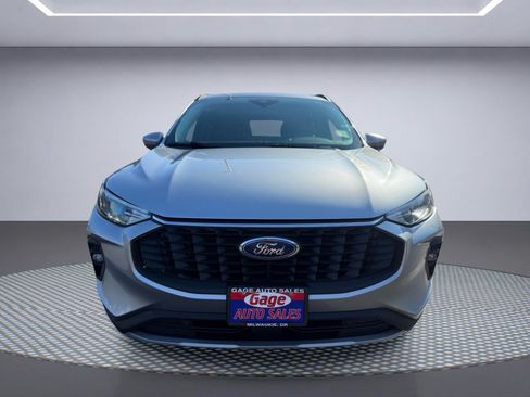 Used 2023 Ford Escape SE FWD image 10
