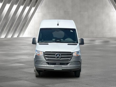 Used 2026 Mercedes-Benz Sprinter 3500 image 9