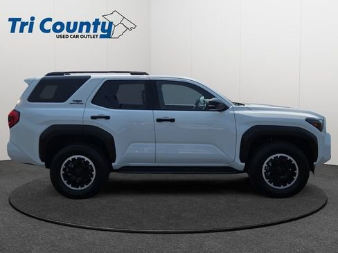 Certified 2026 Toyota 4Runner TRD Off-Road AWD/4WD image 9