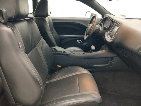 Used 2016 Dodge Challenger R/T Plus RWD image 21
