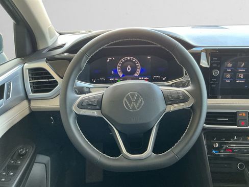 New 2025 Volkswagen Taos SE image 12