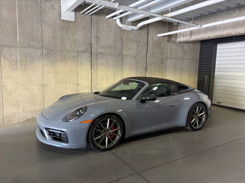 Certified 2024 Porsche 911 Targa 4S w/ Premium Package AWD/4WD image 1