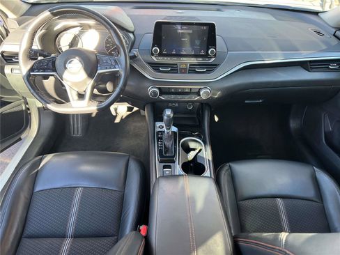 Certified 2023 Nissan Altima 2.5 SR image 18