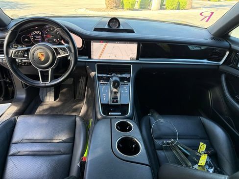 Used 2018 Porsche Panamera 4 AWD/4WD image 8