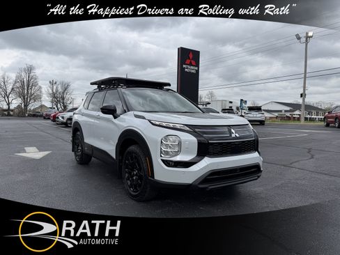 New 2026 Mitsubishi Outlander Trail Edition image 1