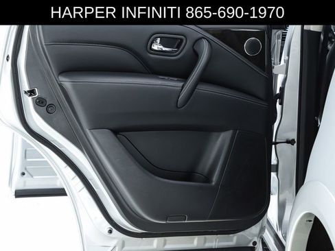 Used 2023 INFINITI QX80 Luxe w/ Cargo Package AWD/4WD image 18
