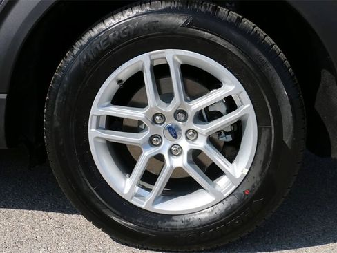 New 2025 Ford Explorer Active w/ Active Comfort Package image 9