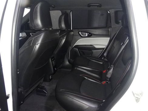 Used 2023 Jeep Compass Limited AWD/4WD image 27