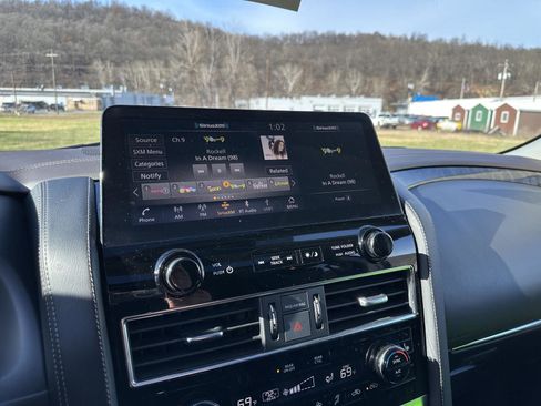 Used 2022 Nissan Armada Platinum w/ Captain's Chairs Package image 15