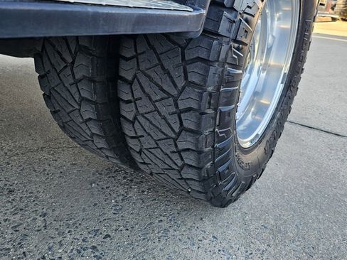 Used 2020 Chevrolet Silverado 3500 LTZ w/ LTZ Convenience Package image 18