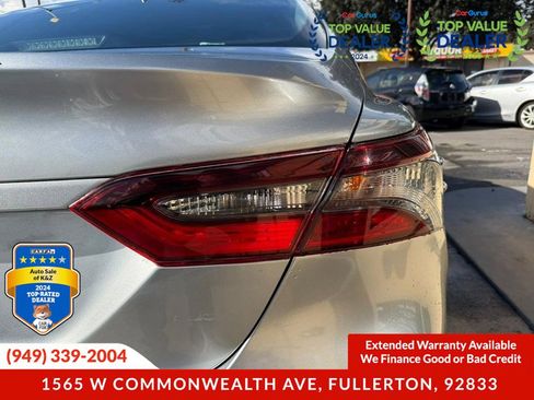 Used 2021 Toyota Camry LE FWD image 18
