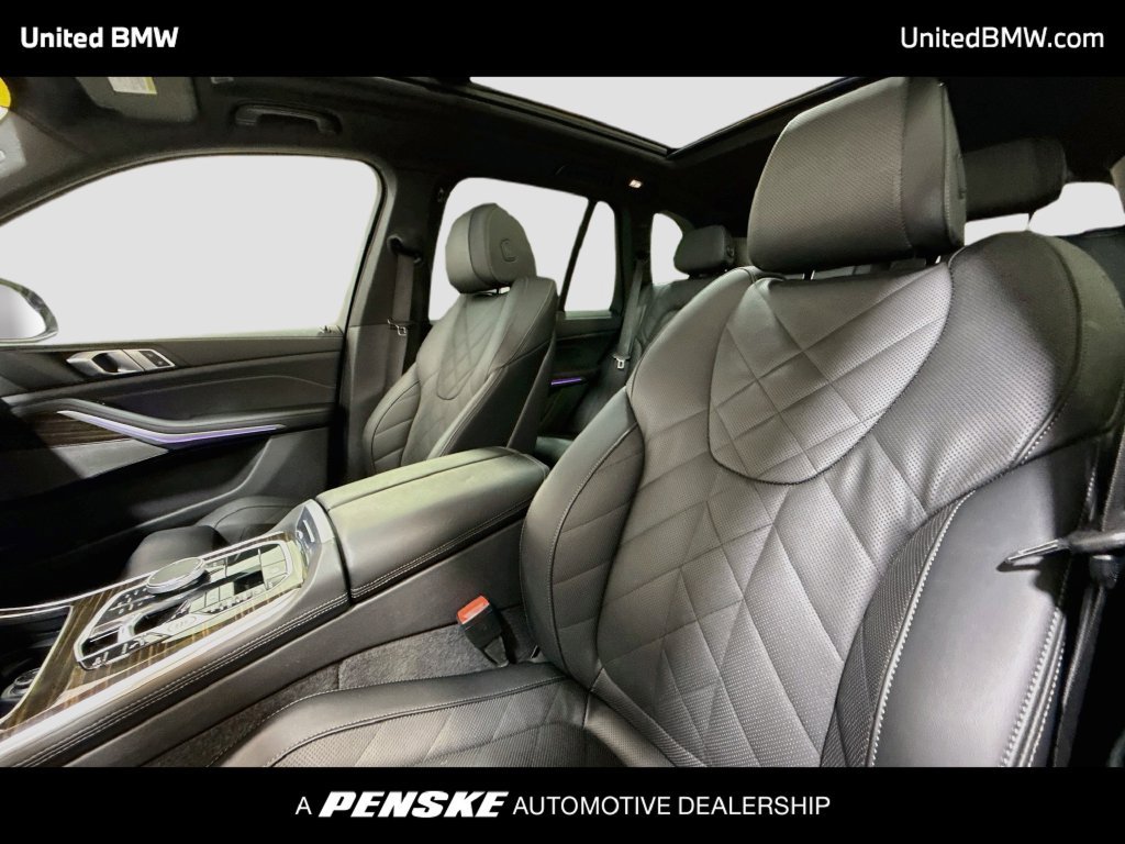 Used 2026 BMW X5 xDrive40i w/ Premium Package AWD/4WD image 12