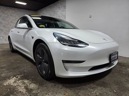Used 2019 Tesla Model 3 Long Range AWD/4WD image 4