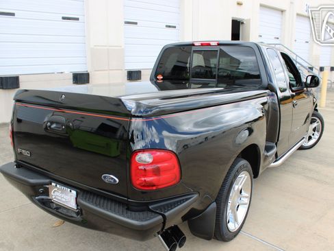 Used 2000 Ford F150 Harley-Davidson RWD image 36