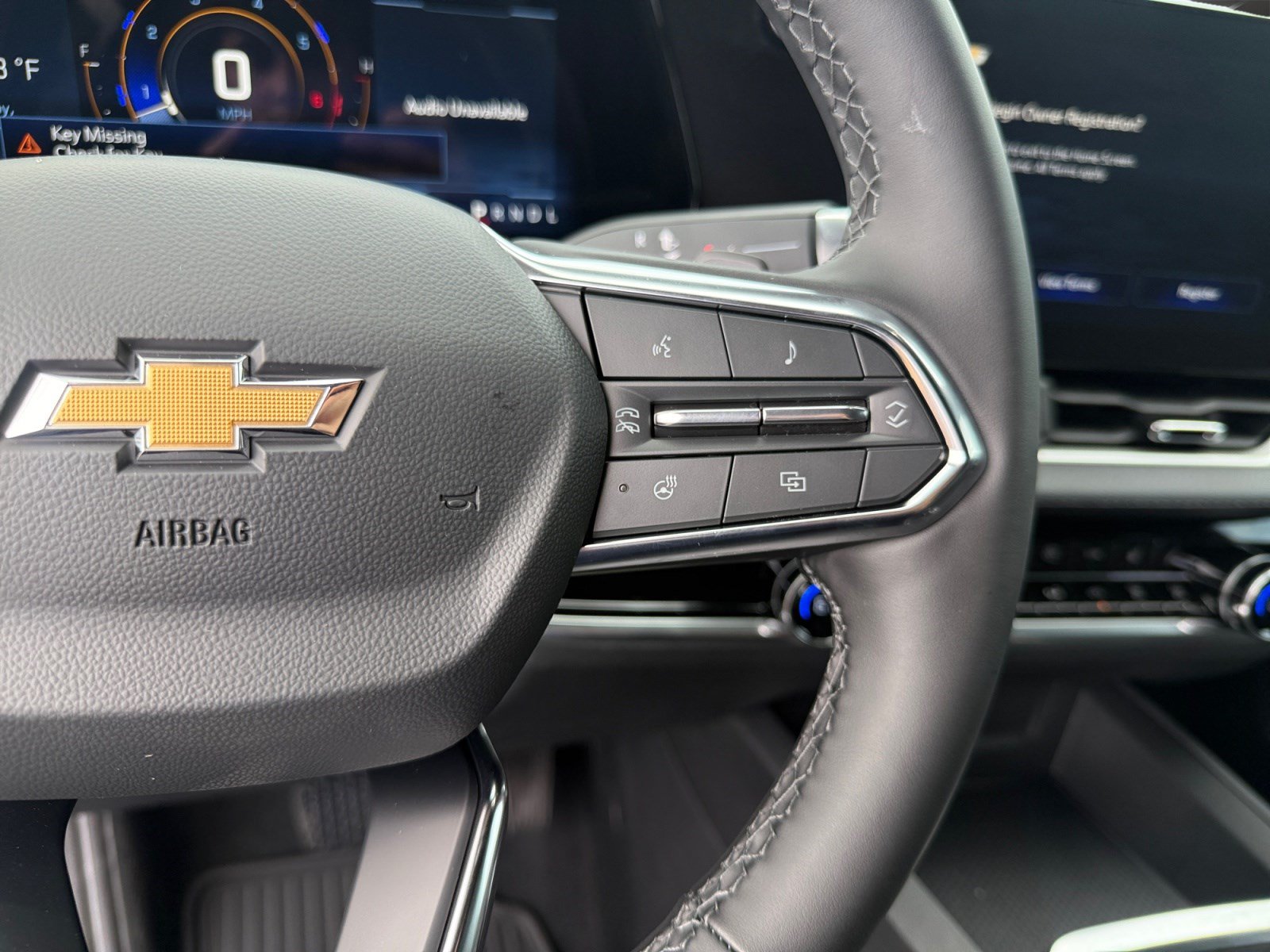 New 2027 Chevrolet Equinox LT w/ Convenience Package II FWD image 25