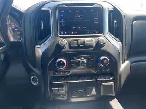 Used 2021 Chevrolet Silverado 1500 LTZ w/ Z71 Off-Road Package image 7